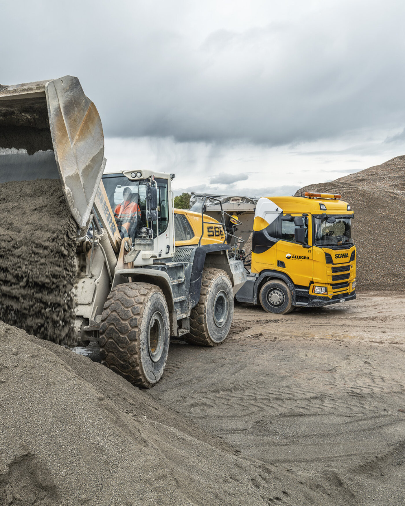 Allegro Karriere Hero Mobile 02