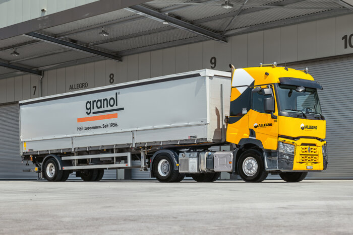 Allegro Transport Fahrzeugpark Renault 3 Achs Sattelzug City Liner