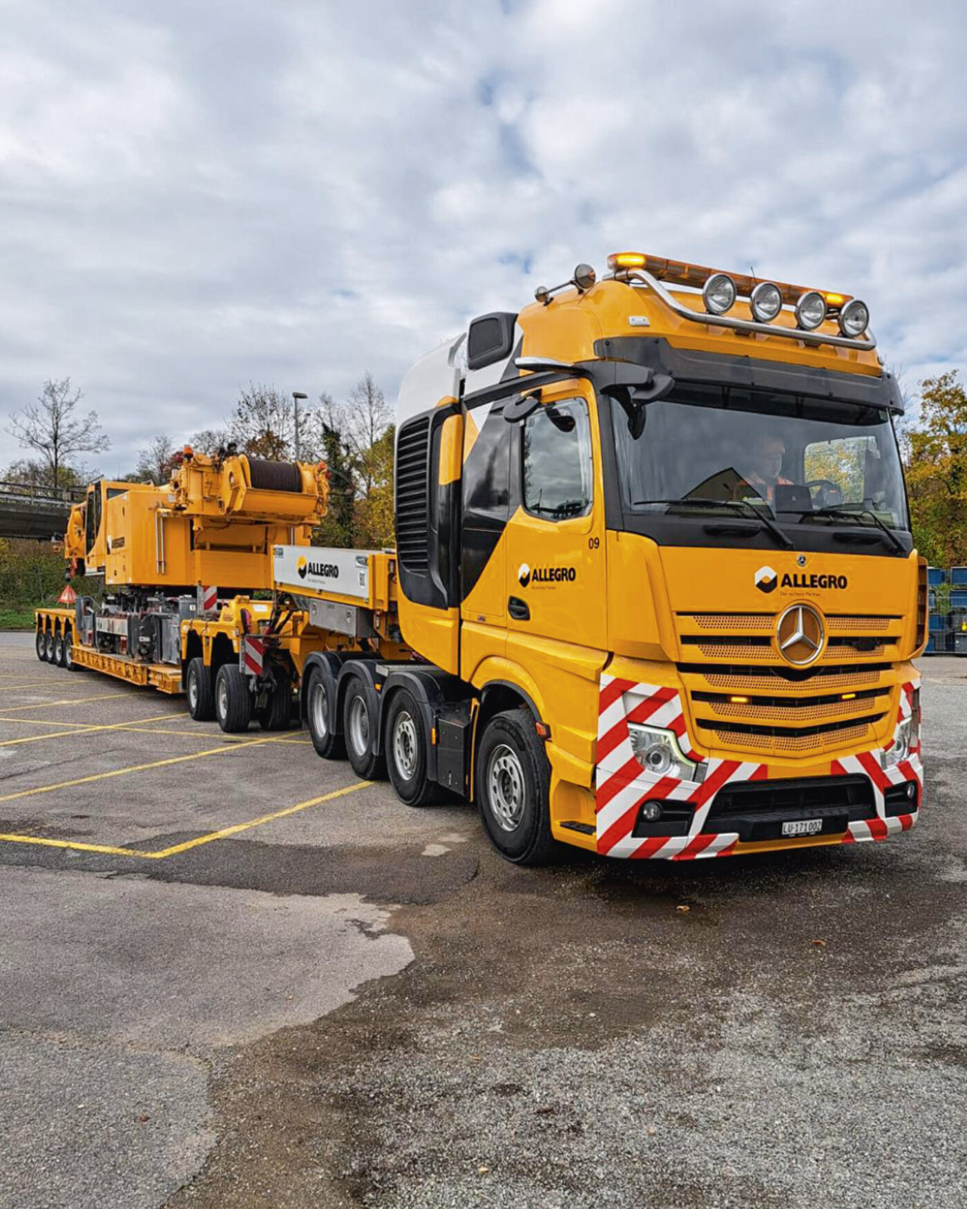 Allegro Transport Hero Mobile 02